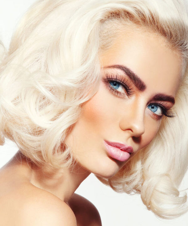 Наращивание ресниц в Красногорске