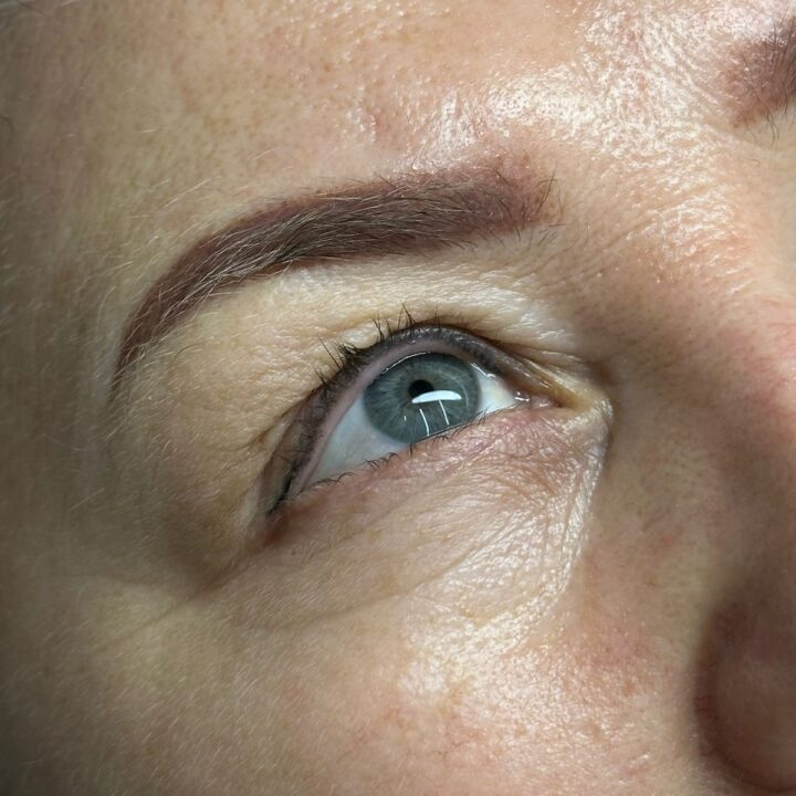 Перманентный макияж бровей в Красногорске