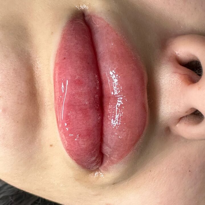 Перманентный макияж губ в Красногорске